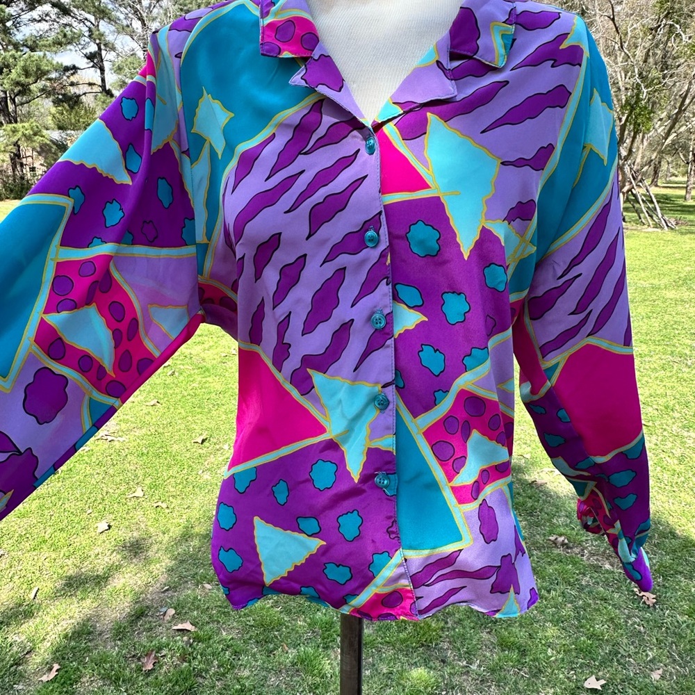 Vintage Campus Casuals of California Abstract Button-Up Blouse